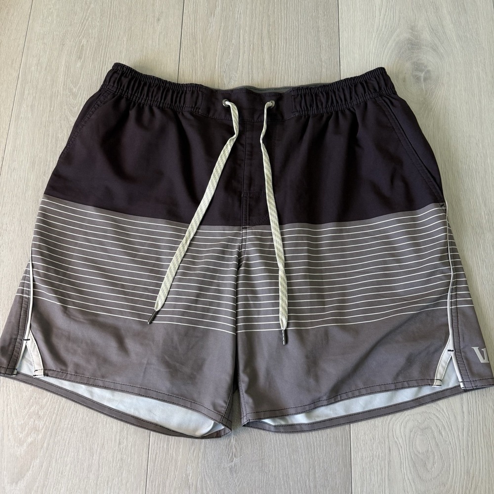 Vuori Trail Shorts Lined Men's Size M Medium Plum Color Striped Stretch